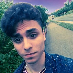 Meet your Posher, Chris